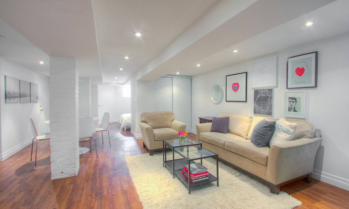 Parkdale Apartment | Hip Queen St West Retreat