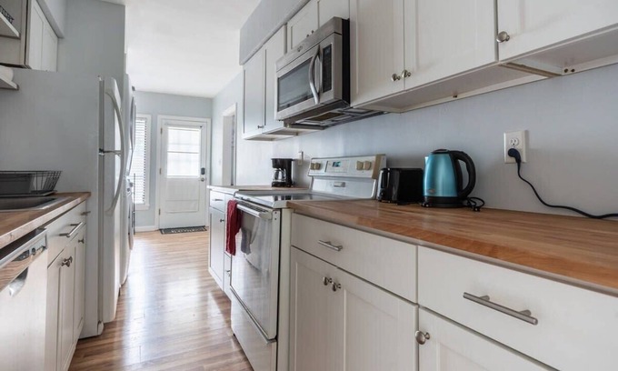 Lake Eola Heights Apartment | Historic district of Lake Eola | Orlando| Parking