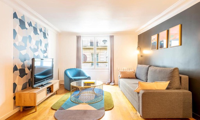 Saint-Gervais Apartment | HolidaysInParis - Bourg Tibourg