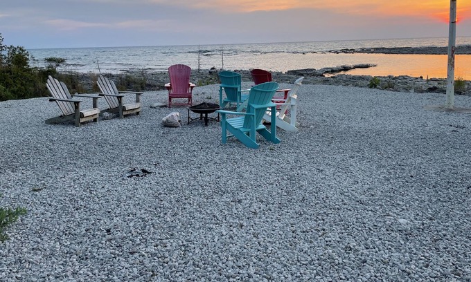 Northern Bruce Peninsula House | Home of the Living Sunset