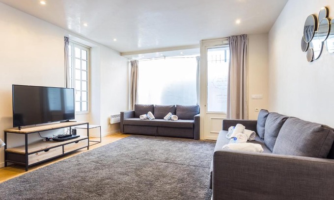 16th Arrondissement Apartment | Home Suite Home Trocadero-Passy