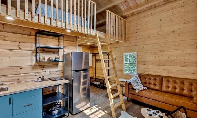 Fenelon Falls House | House ∙ 1 bedroom ∙ 2 guests