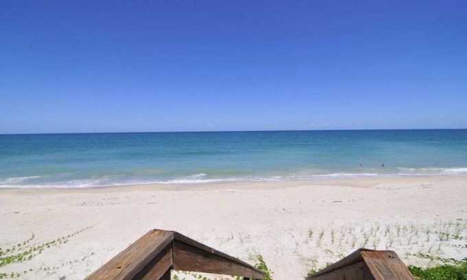 Aquarina House | House ∙ 4 bedrooms ∙ 8 guests