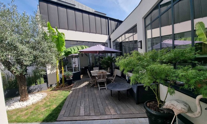 La Garenne-Colombes House | House of Marine & Hervé