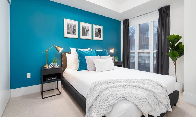 CityPlace Apartment | Iceboat Terrace-Downtown-Ent District