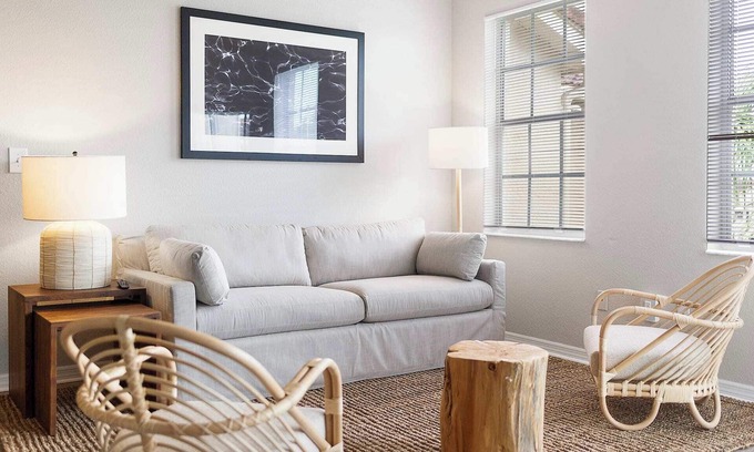 Wellington Apartment | Kasa | Modern 2BD + Self Check-In | Wellington