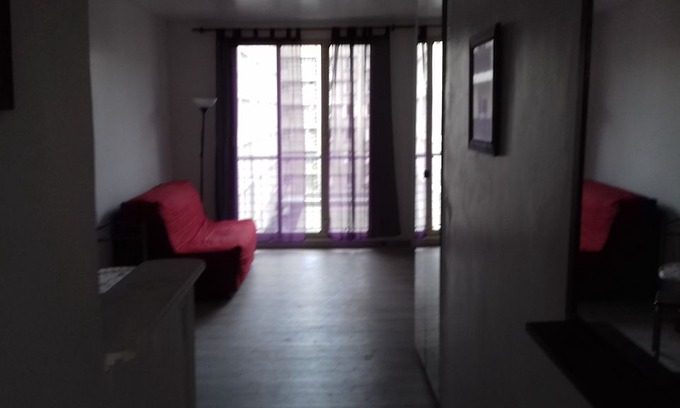 Republique–Point-du-Jour Apartment | Large studio building secure standing with balcony, PARIS limit