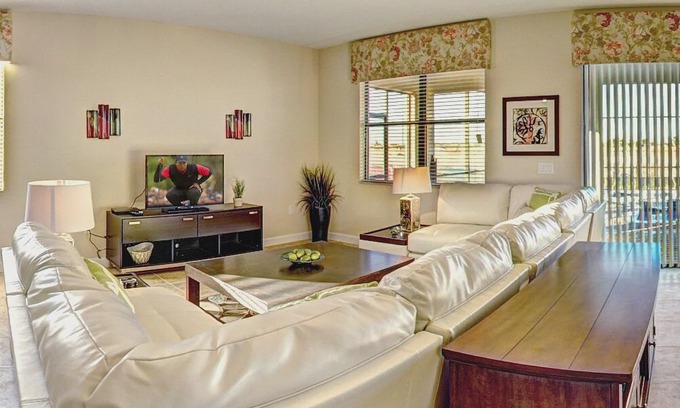 Davenport House | Lovely 4 Bd Providence at Victoria Woods-2353VD
