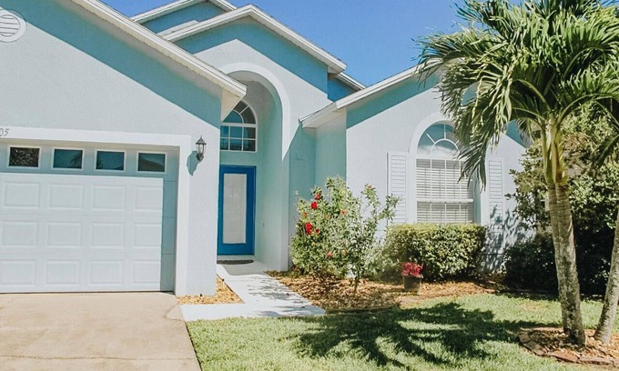 Crescent Lakes House | Lovely modern 4bd POOL and SPA home. Near Disney, parks, restaurants!
