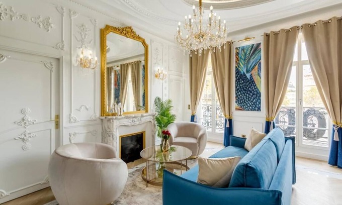 Saint-Gervais Apartment | LUX - IMMERSE YOURSELF IN PARISIAN GRANDEUR WITH THE EXQUISITE - LE MARAIS
