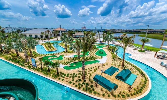 Kissimmee House | Luxury Resort Vacation Townhouses and Condos