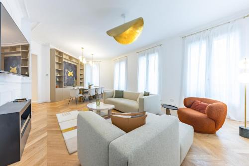 Saint-Gervais Apartment | Luxury Rivoli 4 Bed 3,5 Bath by Hotel de Ville BHV