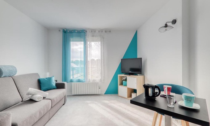 Magny-le-Hongre Apartment | Magny II Studio