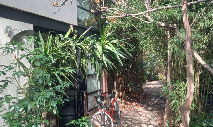 Amerique House | Maison au Calme Près des Buttes Chaumont et à 5 Stations de Métro de République