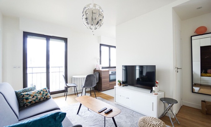 Plaisance Apartment | MODERN and LUMINOUS apartment in PARIS (14)