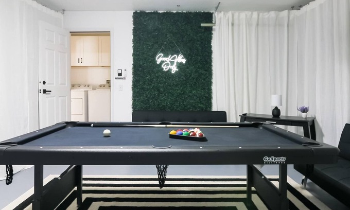 Lake Davenport Estates House | Modern Dream Disney Vacation Getaway - Pool