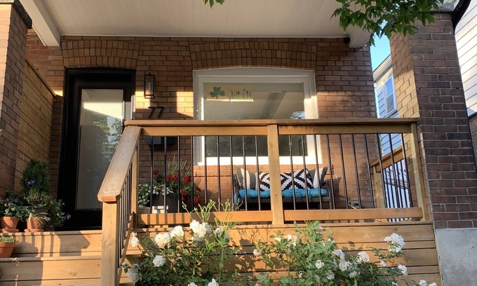 Greenwood - Coxwell House | Modern Leslieville Home