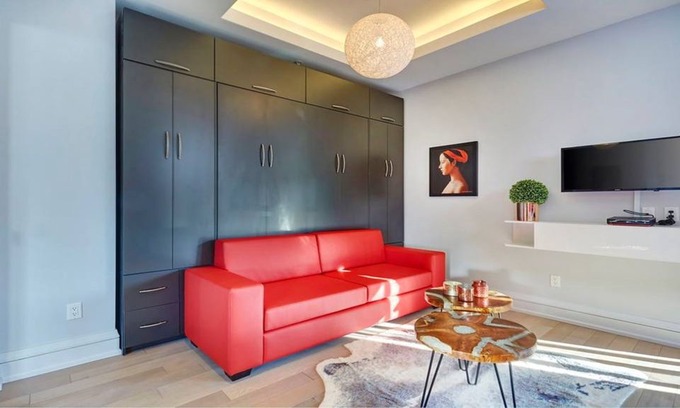 Kensington Market Apartment | Modern Studio Apartment in Kensington Market