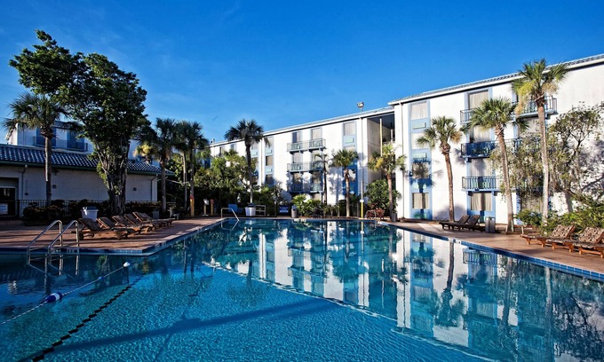 Florida Center Hotel | Monumental Movieland Hotel Orlando