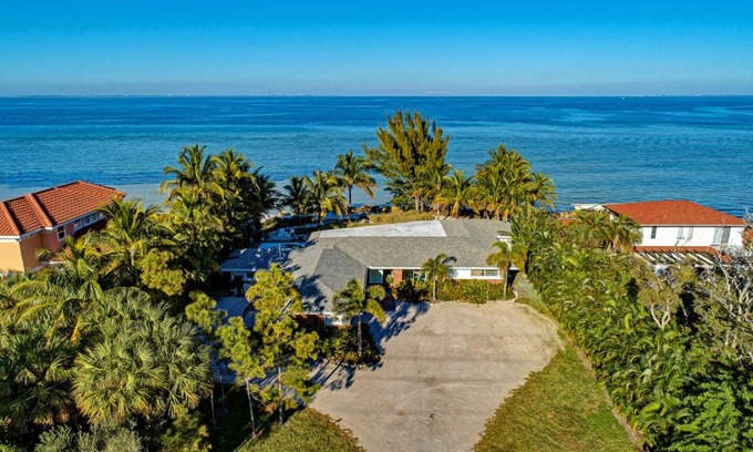 Anna Maria House | My Private Beach - 826A S Bay