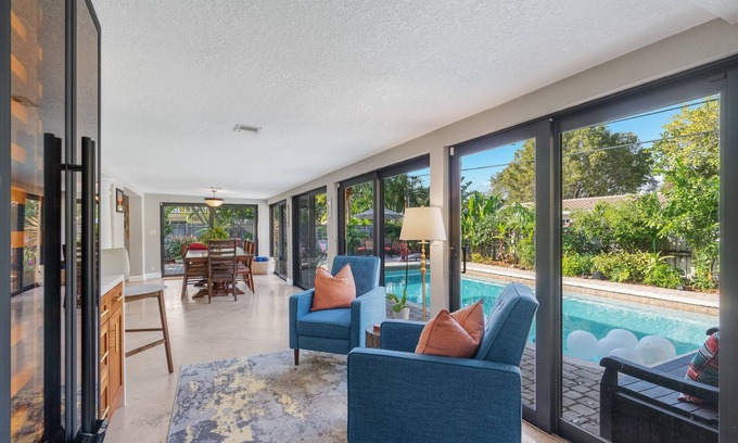 Lighthouse Point House | NEW~TropicalAvenue~LuxeLiving!