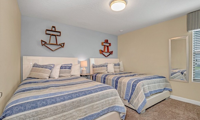 Kissimmee House | Nice 9 Bed Game Spa Pool Home in Storey Lake Resort