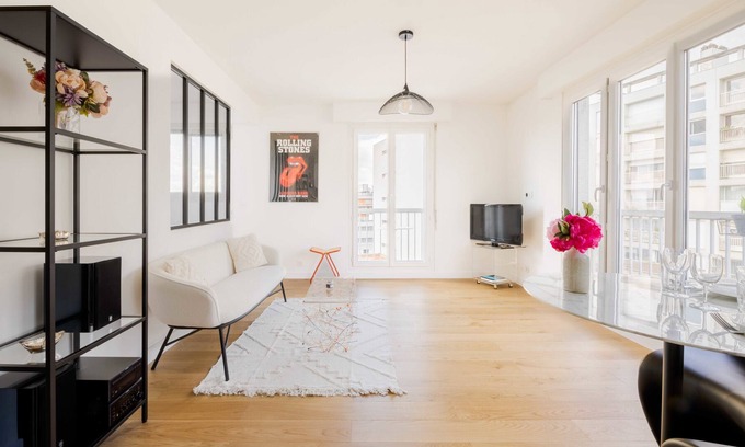 Grenelle Apartment | Nice apartment near Champs de Mars - Mobility lease