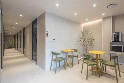 Hoehyeon-dong Hostel | NOMAD hostel