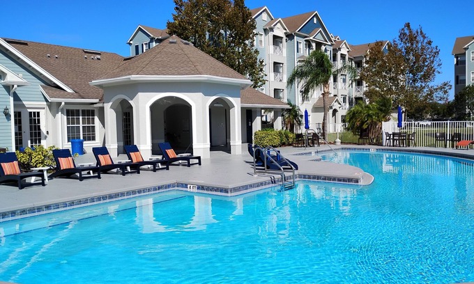 Kissimmee Condo | *NOV 15-23 SALE!* 5 STAR REVIEWS! GREAT PRICES &LOCATION!FREE WIFI & PARKING!