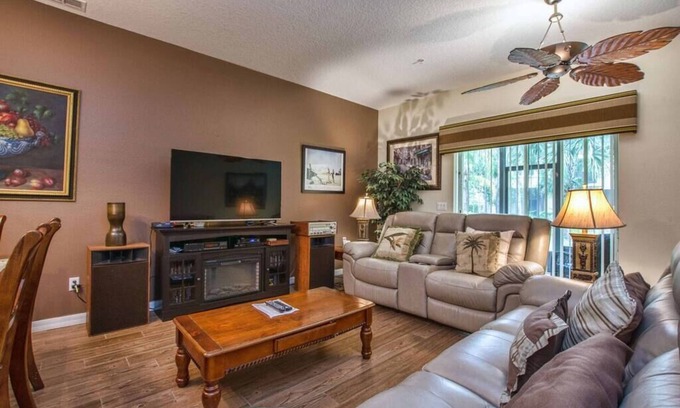 West Kissimmee House | Oakwater - Spacious 3BR 2.5BA townhome, gated