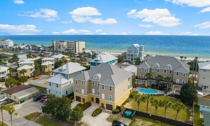 Kiska Beach House | Pet Friendly Beach House w/Pool – Sleeps 16, Steps to Beach, Free Golf Daily