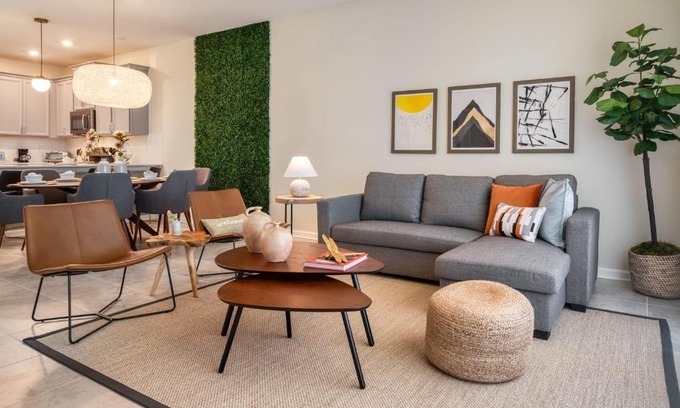 Four Corners House | Pleasant home with lake view and themed bedroom