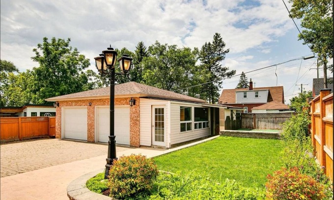 Downsview Resort | Private room ∙ 2 guests
