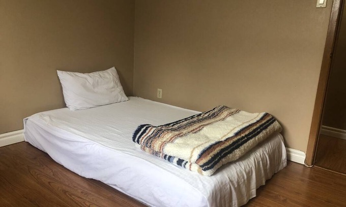 Black Creek Resort | Private room ∙ 1 guest