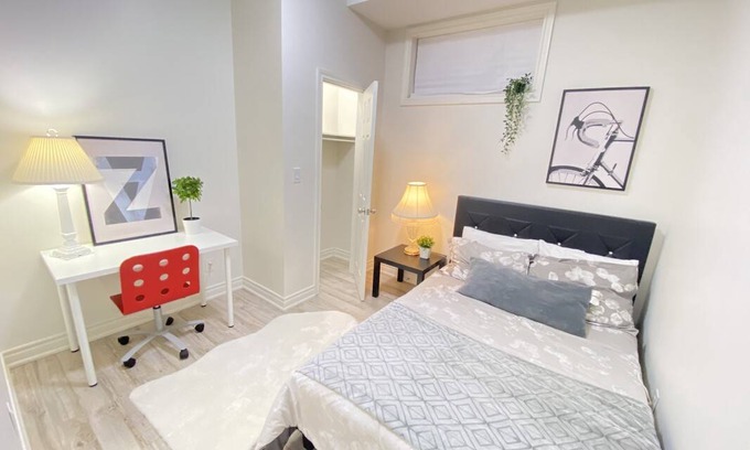 Midtown Toronto Resort | Private room ∙ 1 guest