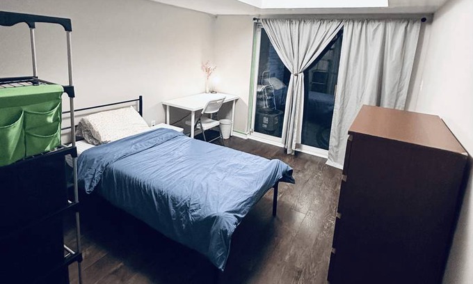 Downsview Resort | Private room ∙ 1 guest