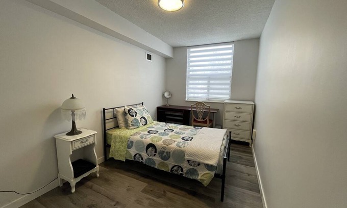 Newtonbrook Resort | Private room ∙ 1 guest