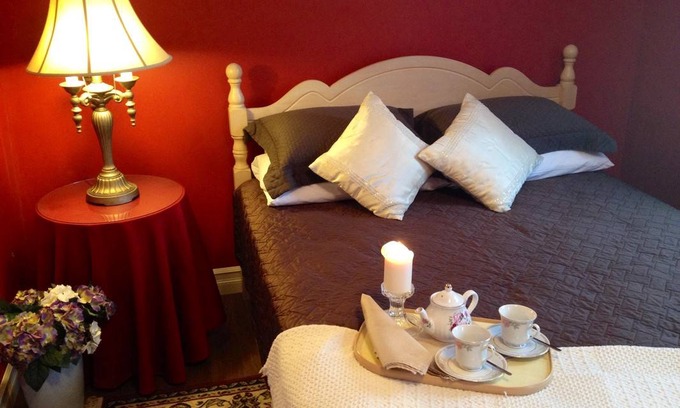 Stratford Resort | Private room ∙ 4 guests