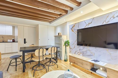 Bonne-Nouvelle Apartment | Rent a Room - Cosy 2BDR