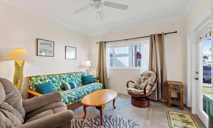 Villages of Seaport Condo | Resort-like | Close to Port | 1bd1ba |1 dog <30lbs | Comforts of Home