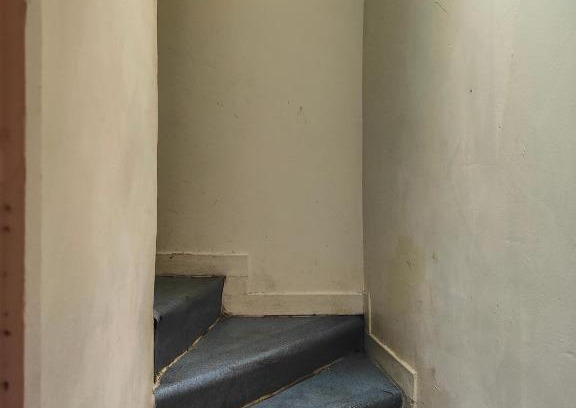 Saint-Denis Hostel | Roomate near Paris