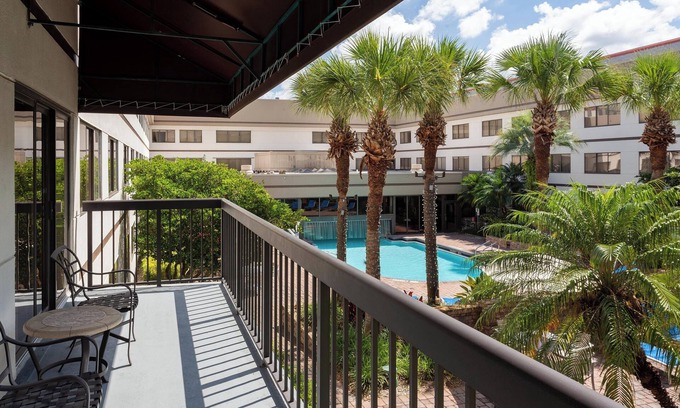 Airport North Hotel | Sheraton Suites Orlando Airport
