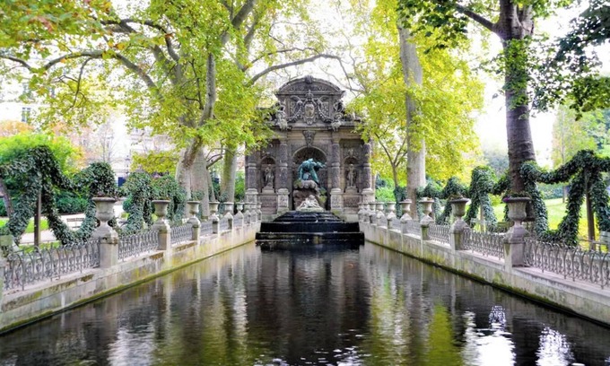 Notre-Dame-des-Champs Apartment | SPACIOUS PARISIAN RETREAT- BY LUXEMBOURG GARDEN AT RUE D'ASSAS- SAINT GERMAIN