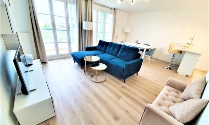 Serris Apartment | Sublime Appartemt 5 min Disneyland/Vallée Village/Val d'europe