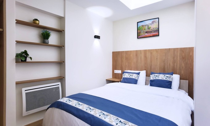Villemomble Apartment | Sunny Studio near métro & Paris with Free Parking(N2)
