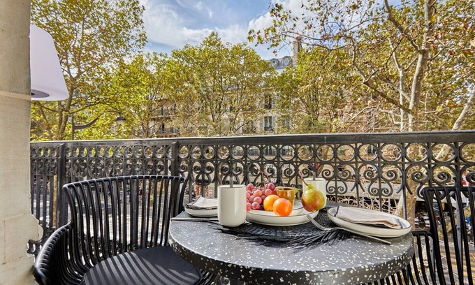 Saint-Victor Apartment | Superb New 1 Bedroom Flat Notre Dame de Paris