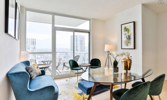 CityPlace Apartment | T305@Cozy lake view 3 Beer Carnival Jazz festival.