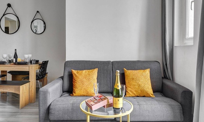 Montreuil Apartment | TBS 134 - Cozy Apartment in Bagnolet
