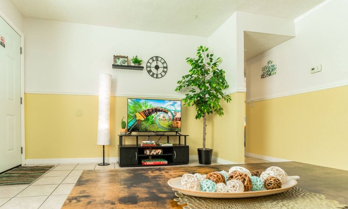 Terrace Park Apartment | The Apollo Cozy 2 bedroom