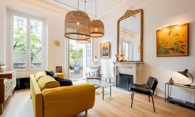 Batignolles Apartment | Tranquil Terrasse, by Veeve